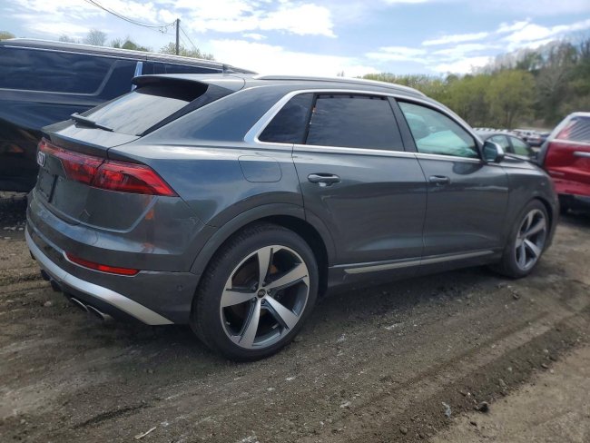 Salvage 2025 Audi Sq8 Prestige in Gray