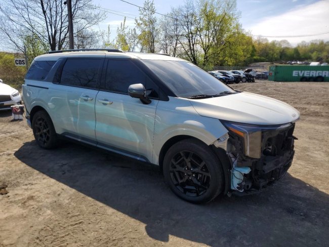 Salvage 2025 Kia Carnival Sx in Gray