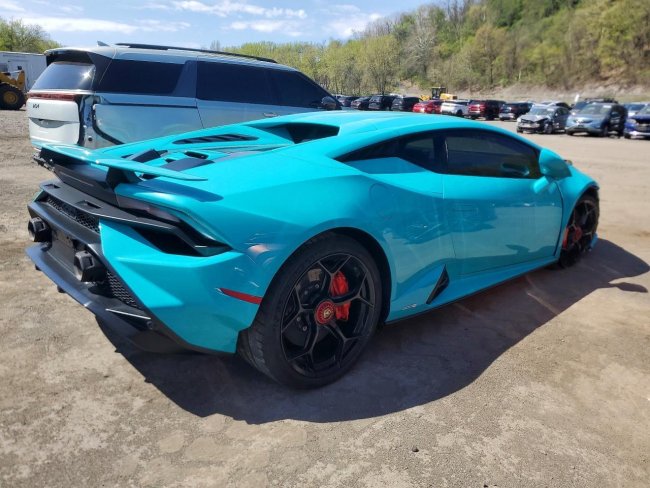 Salvage 2024 Lamborghini Huracan Tecnica in Blue