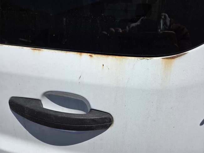 Salvage 2016 Ford Transit Connect in White