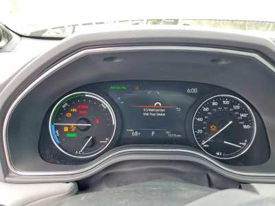 Salvage 2022 Toyota Avalon Hybrid Limited in Blue