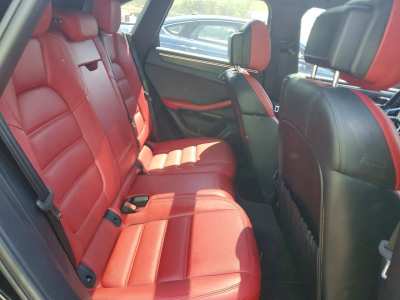 Salvage 2021 Porsche Macan Gts in Black
