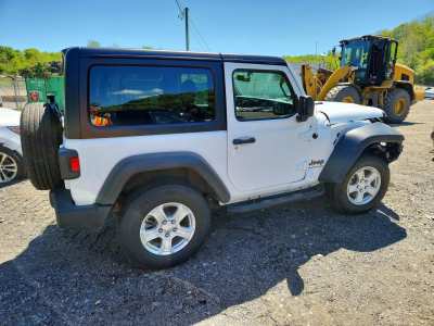 Salvage 2023 Jeep Wrangler  in Gray