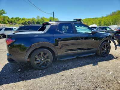Salvage 2024 Hyundai Santa Cruz  in Black