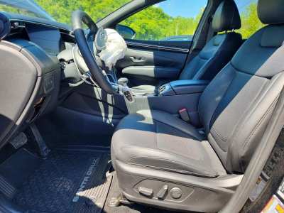Salvage 2024 Hyundai Santa Cruz  in Black