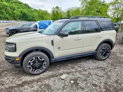 Salvage 2024 Ford Bronco Sport Outer Banks in Brown