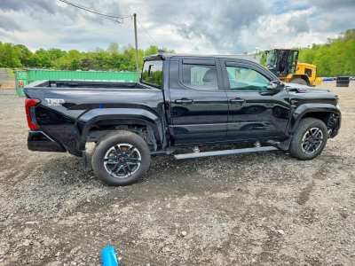 Salvage 2024 Toyota Tacoma Trd Sport Hv in Black