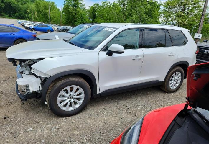 Salvage 2026 Toyota Grand Highlander Xle in White