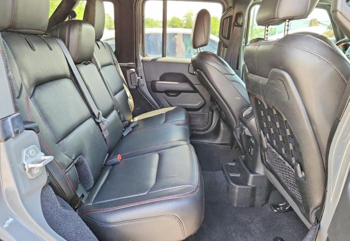 Salvage 2022 Jeep Wrangler Unlimited Rubicon in Gray