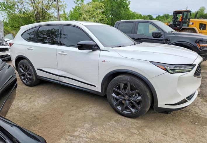 Salvage 2022 Acura Mdx A-spec in Белый