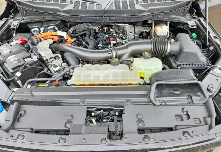 Salvage 2024 Ford F150  in Black