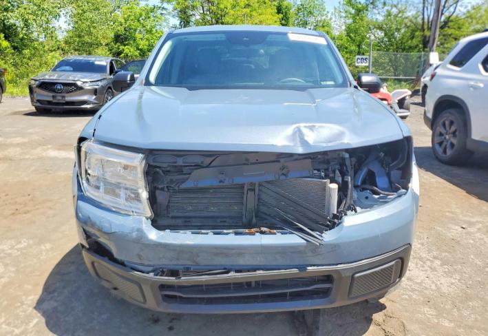 Salvage 2024 Ford Maverick Xlt in Blue