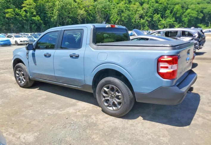 Salvage 2024 Ford Maverick Xlt in Blue