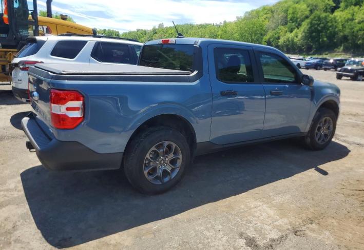 Salvage 2024 Ford Maverick Xlt in Blue