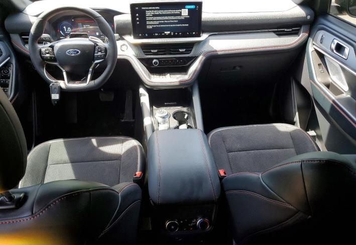 Salvage 2025 Ford Explorer St in Черный