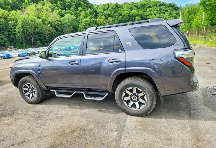 Salvage 2023 Toyota 4runner Trd Off-road Premium in Gray
