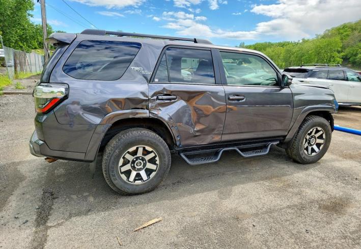 Salvage 2023 Toyota 4runner Trd Off-road Premium in Gray