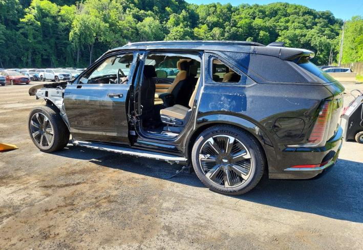 Salvage 2025 Cadillac Escalade Iq Sport-2 in Black