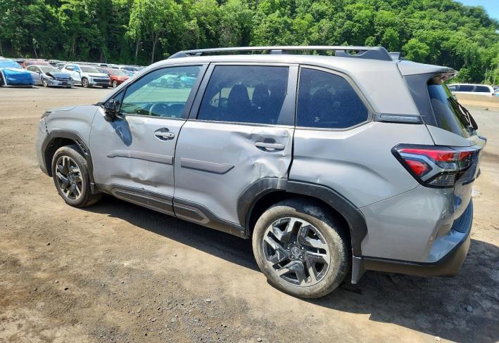 Salvage 2025 Subaru Forester Limited in Blue