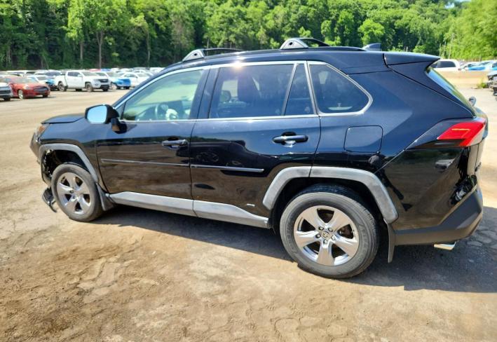 Salvage 2024 Toyota Rav4 Hybrid Xle in Black