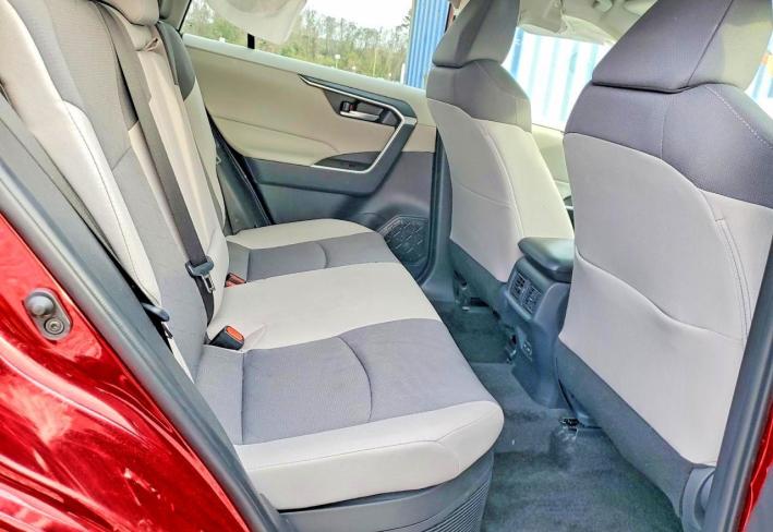 Salvage 2024 Toyota Rav4 Hybrid Xle in Burgundy