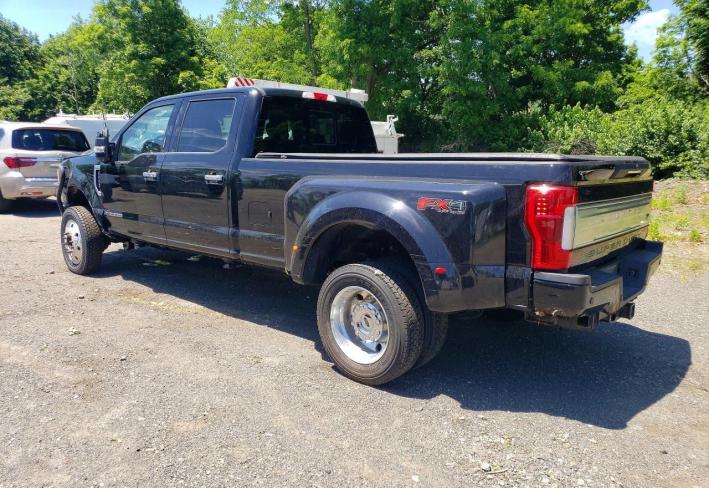 Salvage 2019 Ford F450 Limited in Black