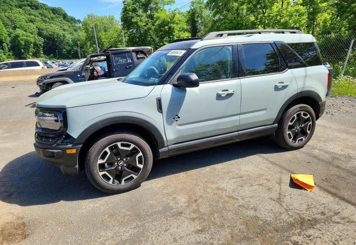 Salvage 2023 Ford Bronco Sport Outer Banks in Blue
