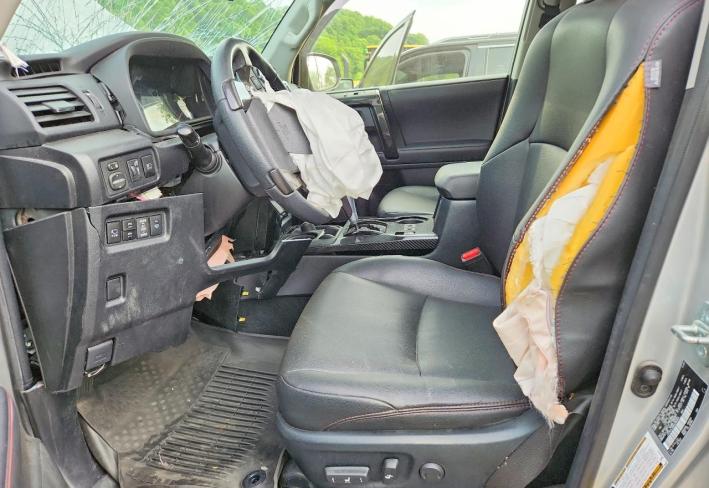 Salvage 2022 Toyota 4runner Trd Off-road Premium in Silver