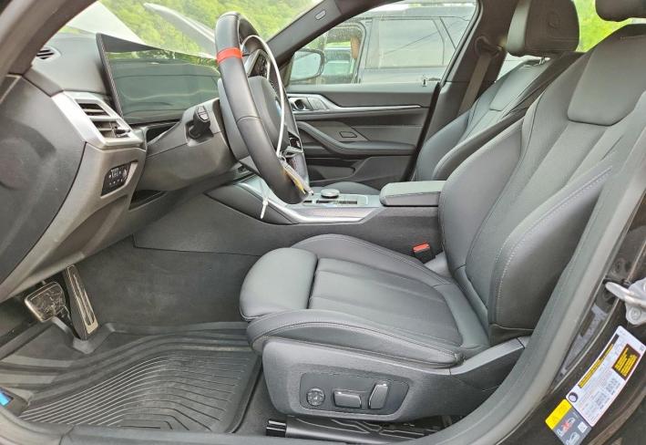 Salvage 2025 Bmw I4 M50 in Black