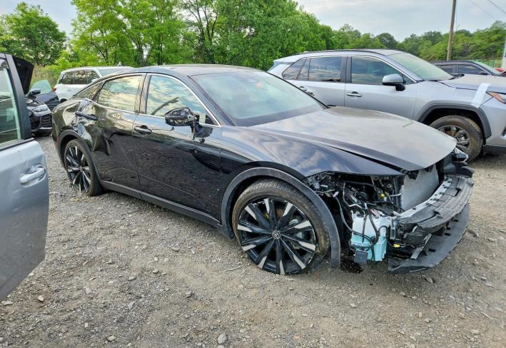 Salvage 2024 Toyota Crown Platinum in Black
