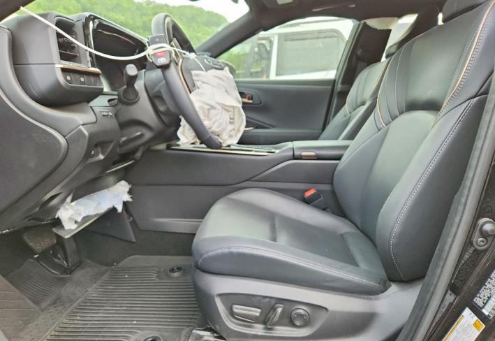 Salvage 2024 Toyota Crown Platinum in Black