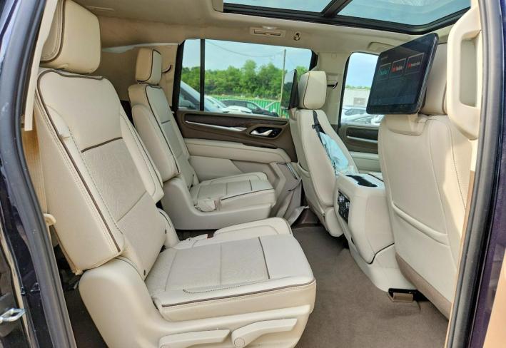 Salvage 2023 Gmc Yukon Xl Denali in Black