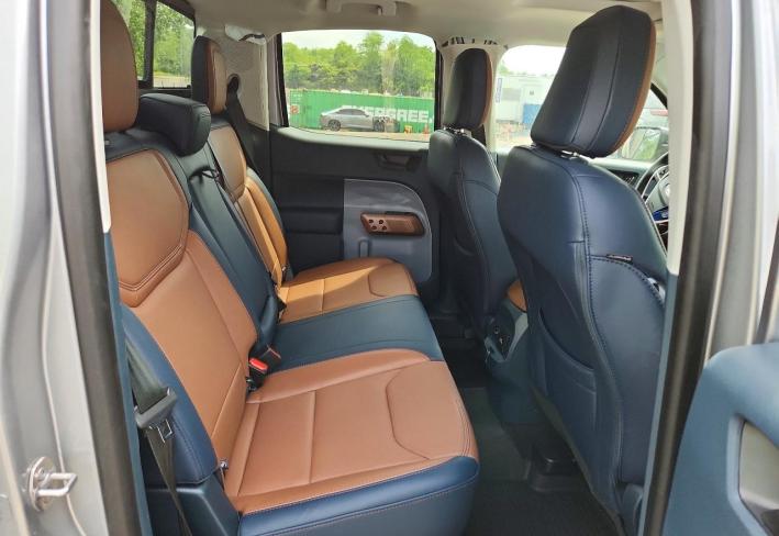 Salvage 2024 Ford Maverick Lariat in Silver