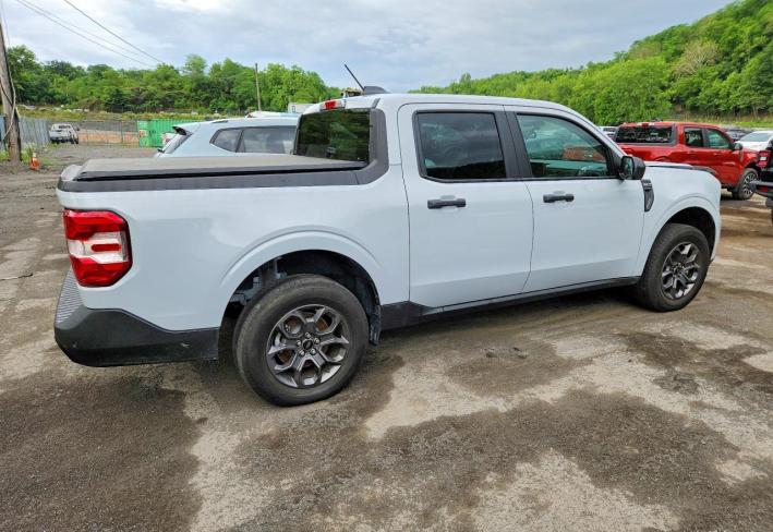 Salvage 2025 Ford Maverick Xlt in White