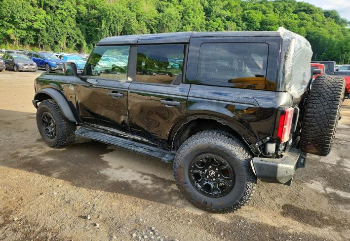 Salvage 2024 Ford Bronco Wildtrak in Black