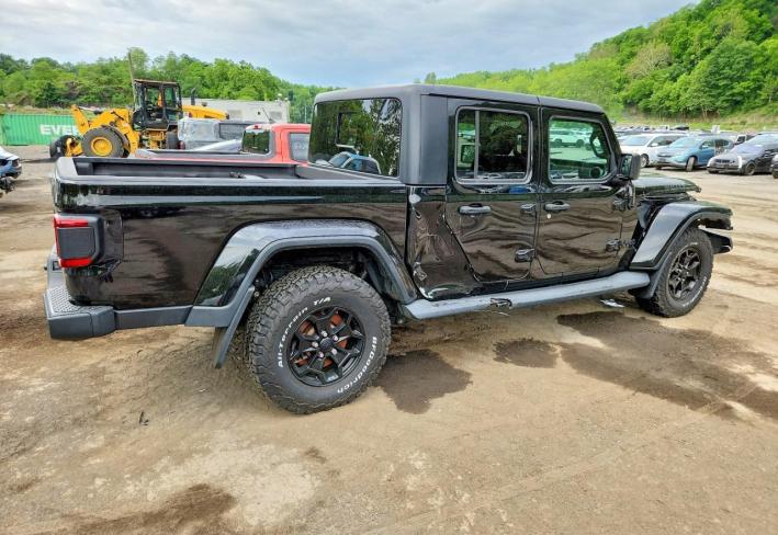 Salvage 2021 Jeep Gladiator  in Black