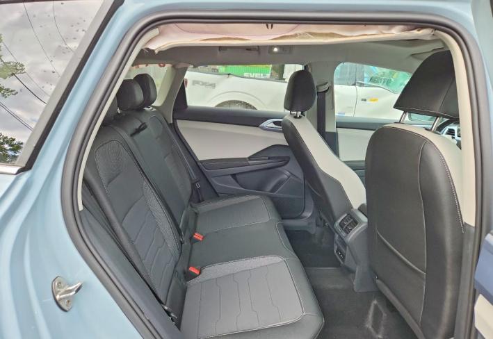 Salvage 2026 Volkswagen Taos Se in Blue