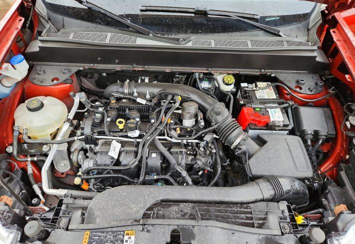 Salvage 2024 Ford Maverick Lariat in Orange