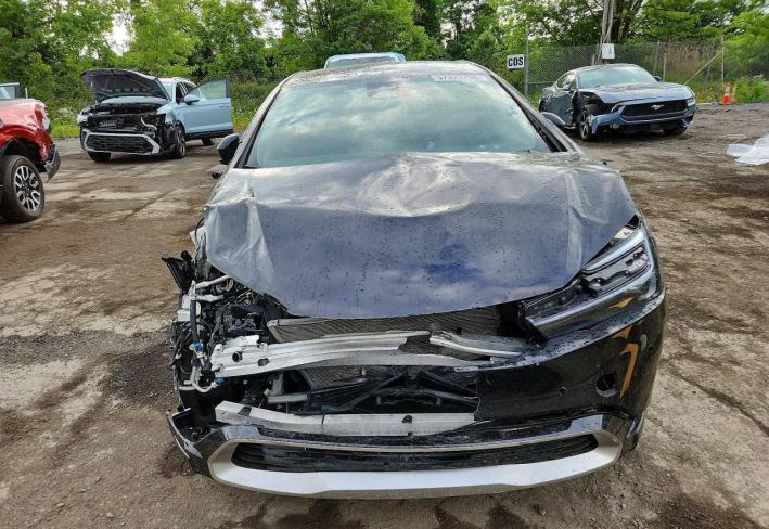 Salvage 2024 Toyota Prius  in 