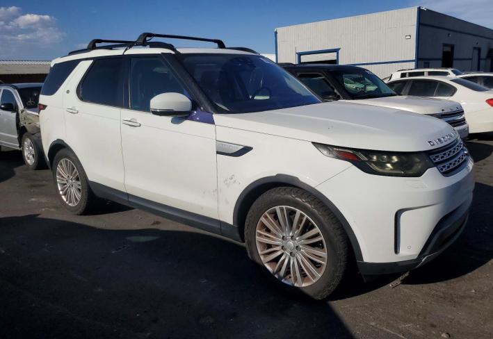 Salvage 2017 Land Rover Discovery Hse Luxury Tdsl in White