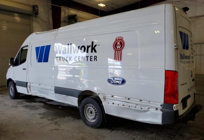 Salvage 2025 Mercedes-benz Sprinter 2500 Delivery Van in White