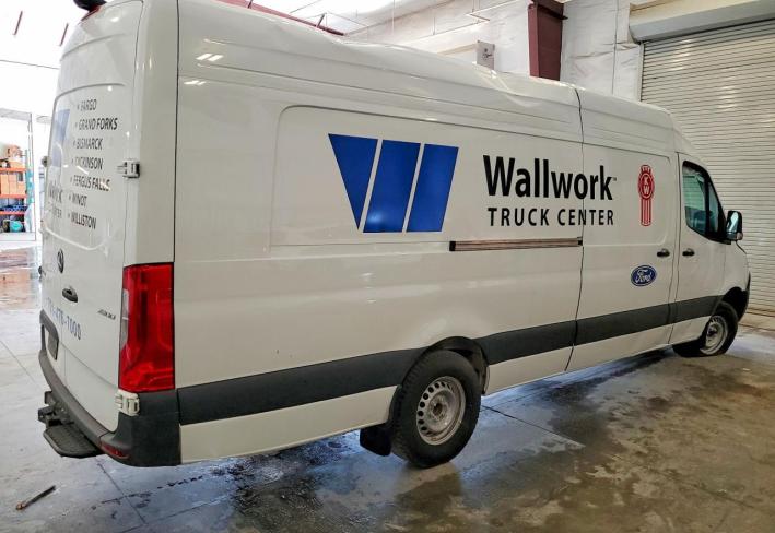 Salvage 2025 Mercedes-benz Sprinter 2500 Delivery Van in White