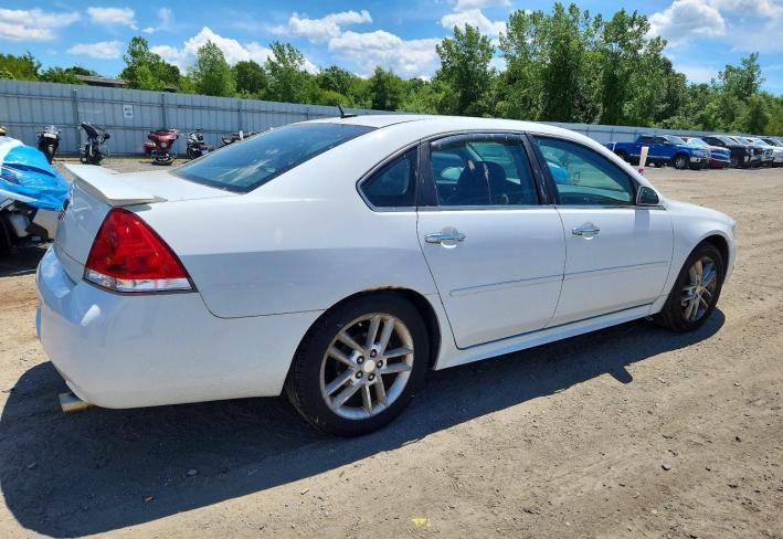 Salvage 2012 Chevrolet Impala Ltz in Белый