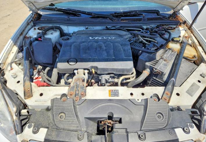 Salvage 2012 Chevrolet Impala Ltz in Белый