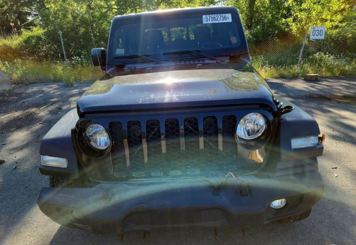 Salvage 2020 Jeep Gladiator  in Черный
