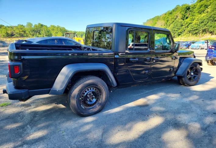 Salvage 2020 Jeep Gladiator  in Черный