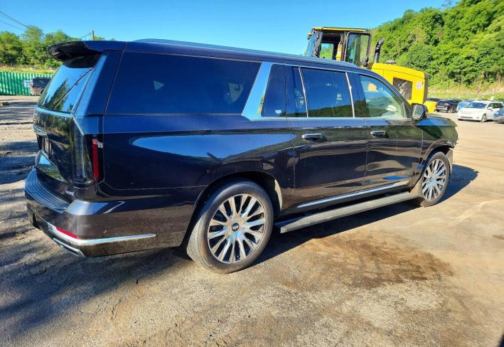 Salvage 2026 Cadillac Escalade Esv Platinum Luxury in Черный