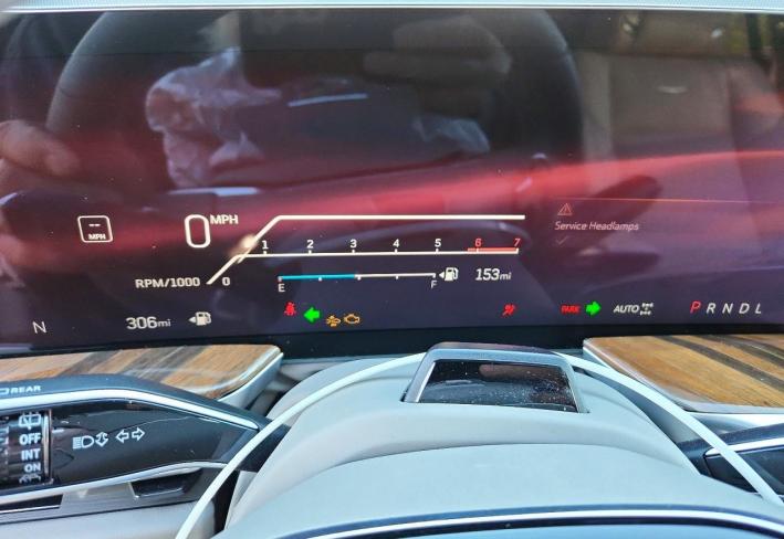 Salvage 2026 Cadillac Escalade Esv Platinum Luxury in Черный