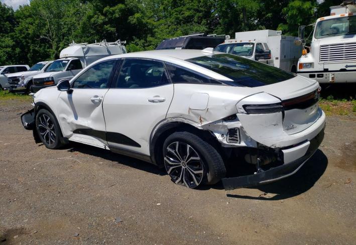 Salvage 2023 Toyota Crown Xle in Белый