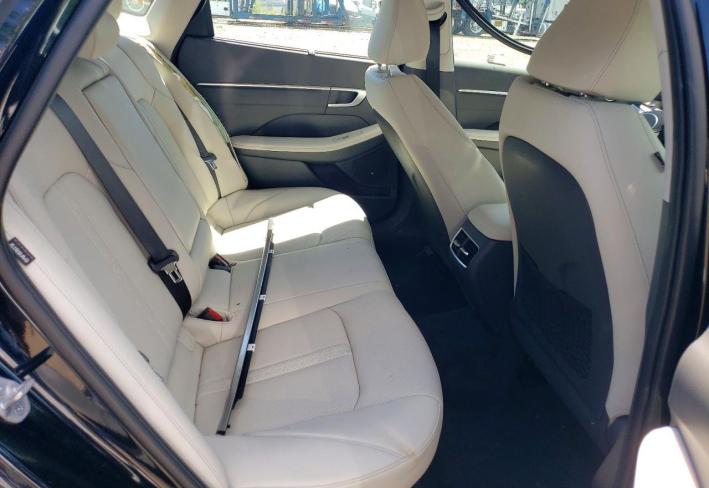 Salvage 2025 Hyundai Sonata Hybrid in Черный